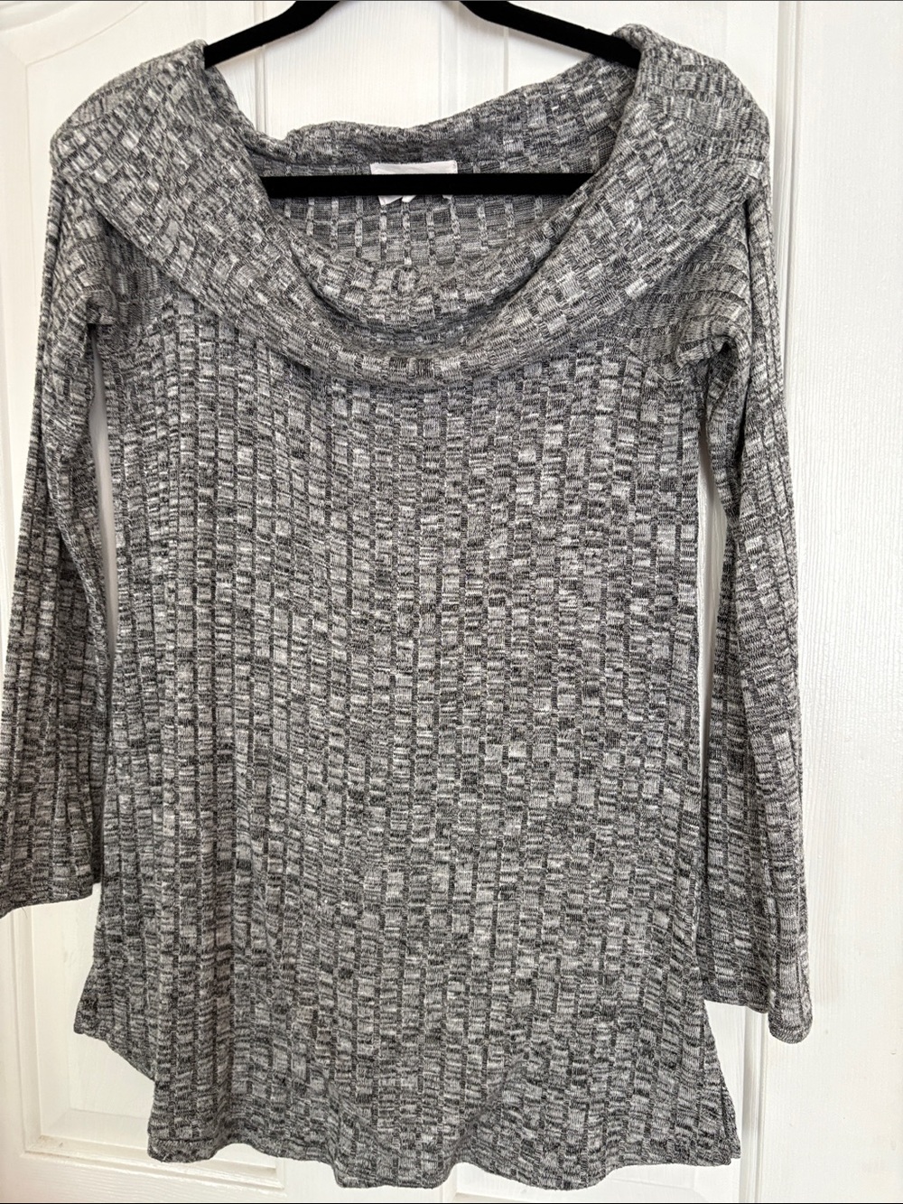 Olive & Oak Heathered Gray Cowl-Neck Tunic